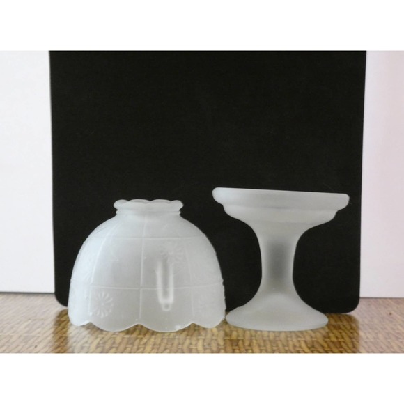 Vintage 1970's Westmoreland Frosted Fairy Lamp - Picture 4 of 10